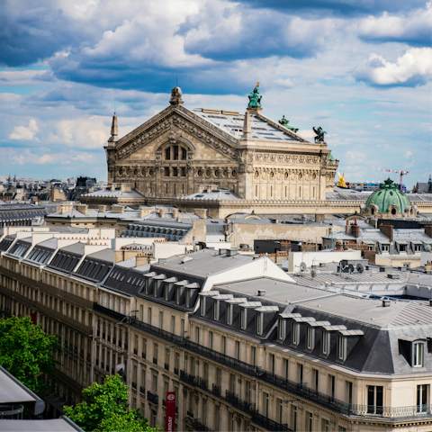 Explore the effortlessly chic Opéra neighbourhood