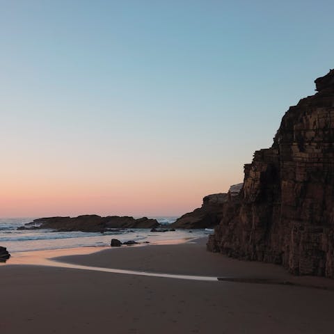 Take a sunset stroll on Cala Baladrar, only a short drive away