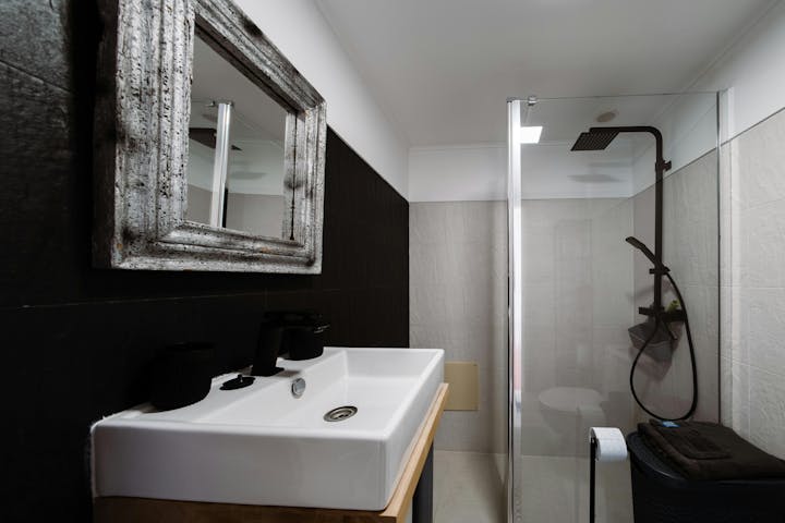 Bathroom photo