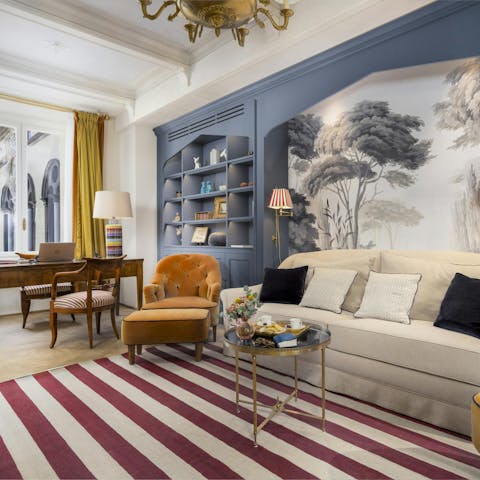 Catch up on some work or watch TV in the cosy snug