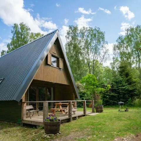 Light the barbecue and savour the magic of outdoor living