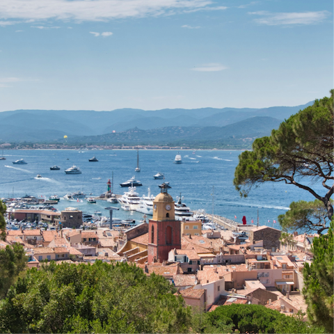 Discover the natural beauty of Saint-Tropez, just a ten-minute drive away