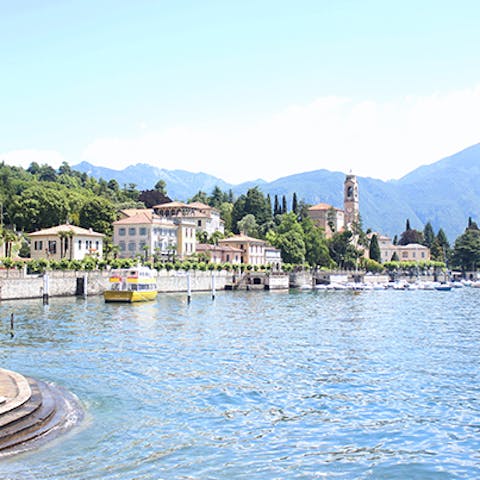 Enjoy the beautiful scenery with a boat trip on Lake Como