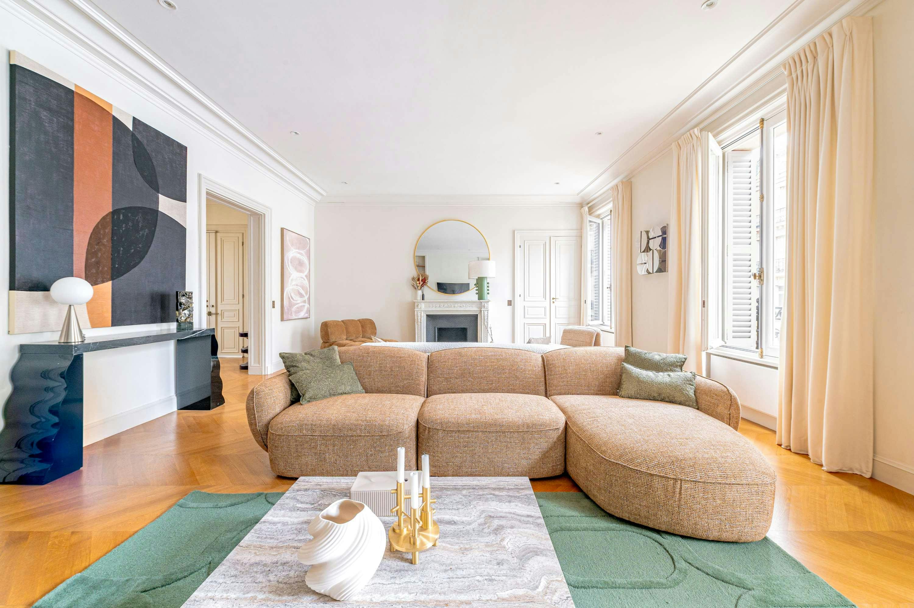 Elegant Avenue Living