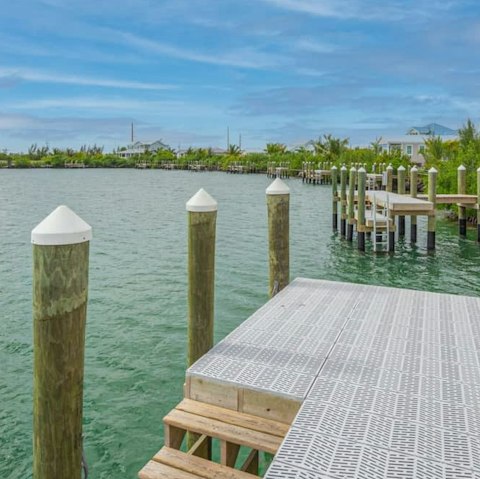 Dock your boat right outside the house—up to fifty feet