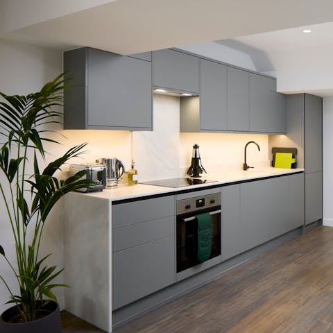 Cook and prepare in a space kitted out with premium sustainable kitchenware
