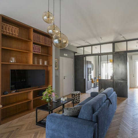 Make yourself comfortable in the stylish living area