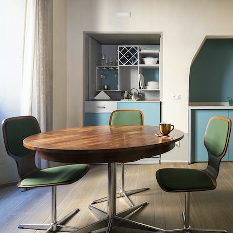 Serve up a delicious Italian meal at the retro dining table
