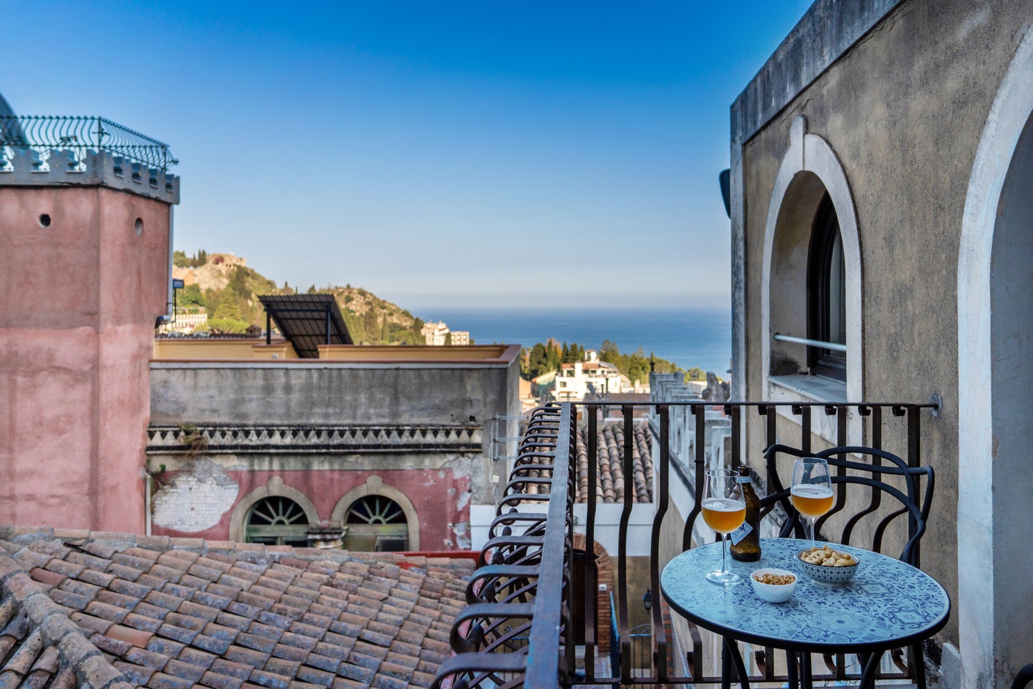 The Taormina Outlook