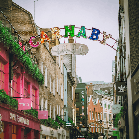 Walk down to famous Carnaby Sreet filled with cutting-edge fashion boutiques and trendy bars