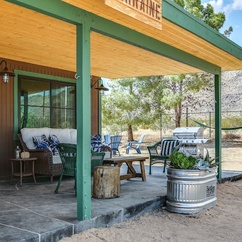 Organise sundowners on the patio