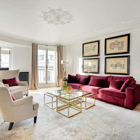 Unwind in style in the chic living space