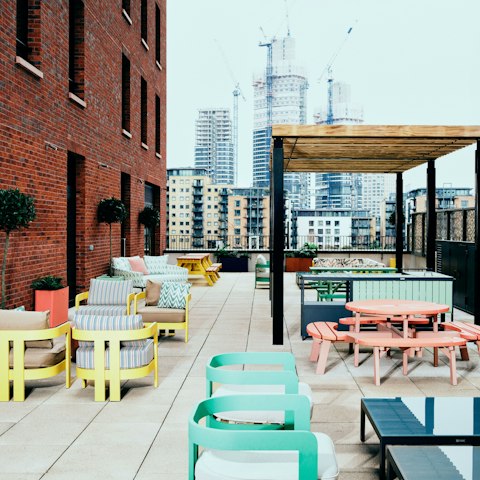 Enjoy the communal roof terrace with skyscraper views
