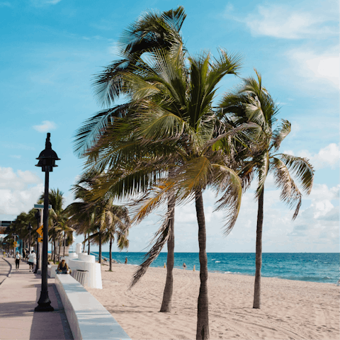 Take a bike ride along the beachfront in Fort Lauderdale