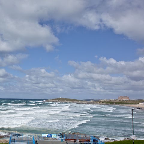 Check the surf each morning before sliding into your wetsuit