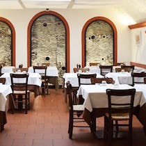 Eat in a classic trattoria at Flavio al Velavevodetto