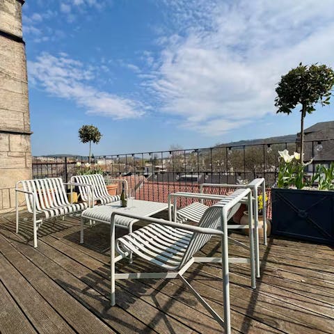Enjoy summer alfresco dining on the roof terrace