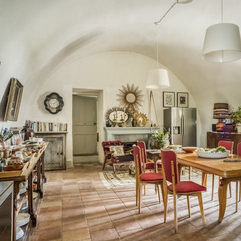 Admire the vaulted ceiling in the kitchen