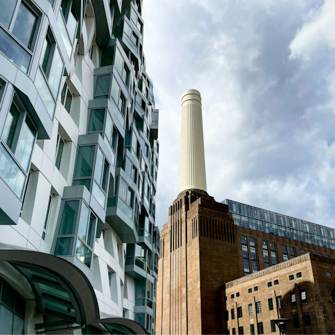 Stay minutes from trendy Battersea Power Station