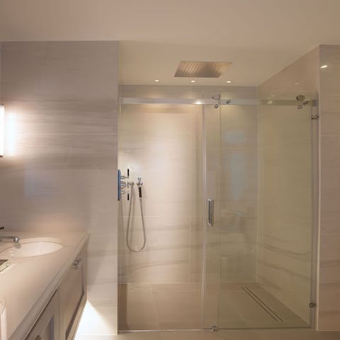 Large master bathroom