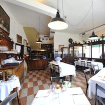 Try the ossobuco at Trattoria della Pesa