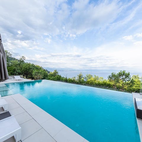Go for a dip in the pool to start your day, or watch the sunset from the cool waters in the evening