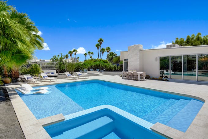 The Palm Breeze