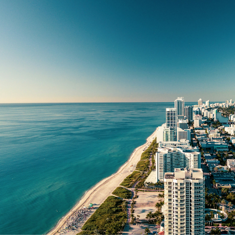 Drive to Miami Beach – just twelve minutes away
