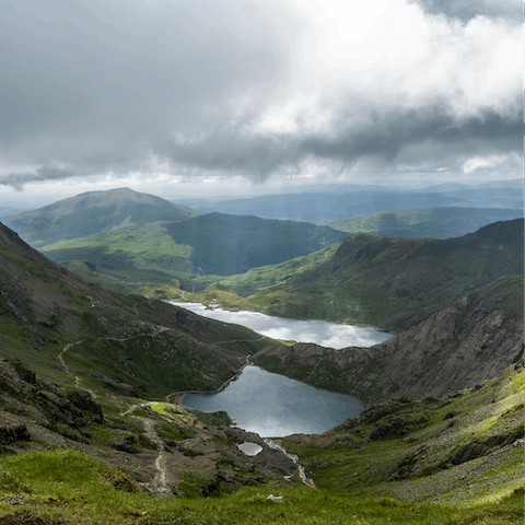 Hike Snowdonia, only fifteen minutes' from your hillside farmhouse