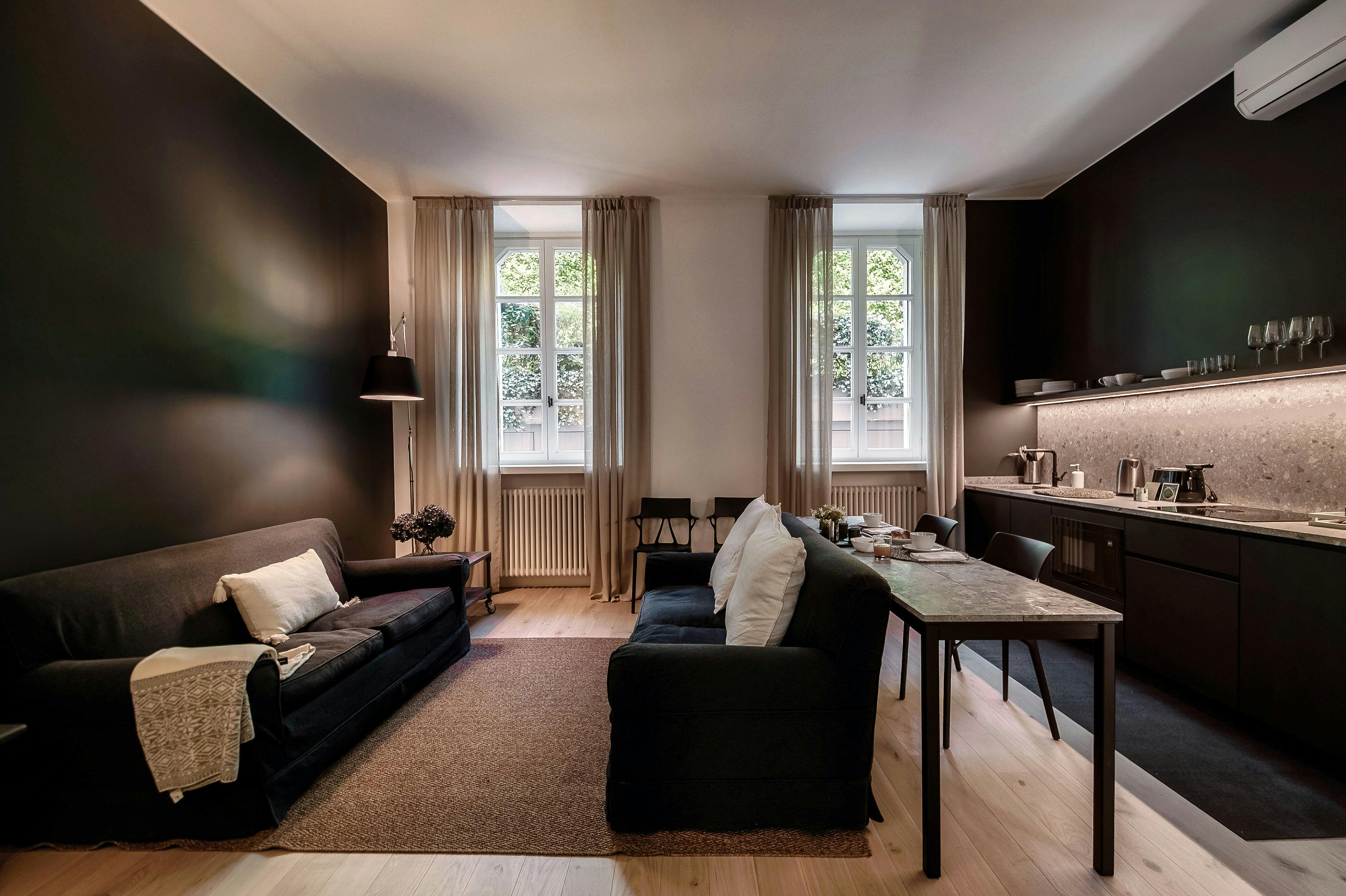 Lake & Hillside Place