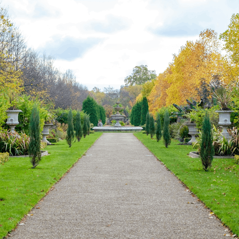 Wander through Regent's Park, not far on foot