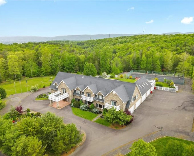 The Pocono Mansion