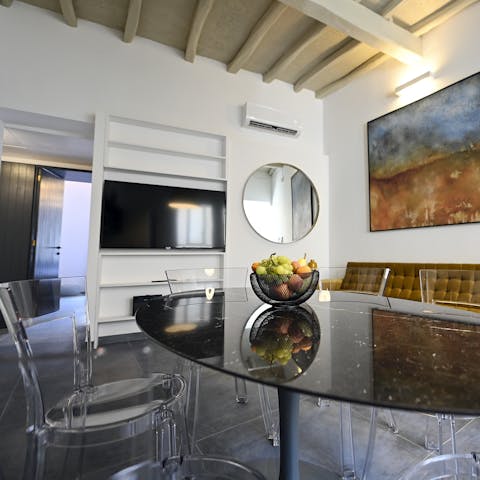 Gather in the open-plan dining area for an authentic breakfast