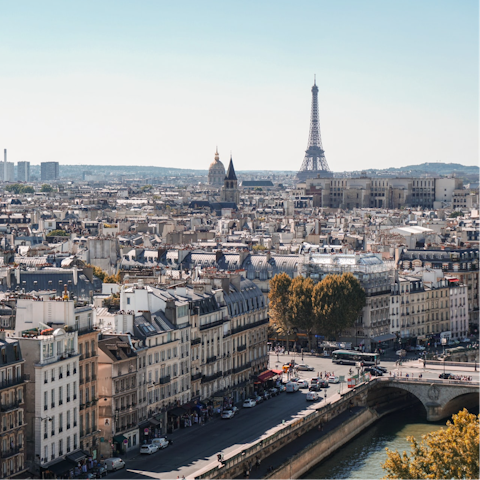 Stay in the vibrant Saint-Ambroise district of Paris with its many bars and restaurants