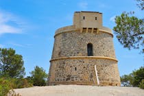 Drive up to Torre de Campanitx