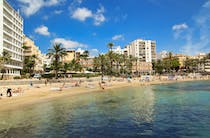 Enjoy the Relaxed Vibes at Platja de ses Figueretes