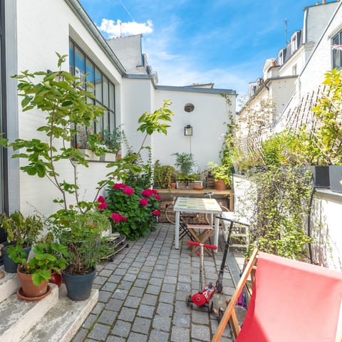 the charming outdoor space