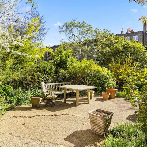 Lose yourself in this leafy garden tucked away in Knightsbridge