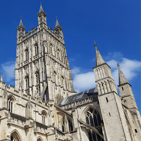 Explore the Forest of Dean and Gloucestershire from this Lydney base