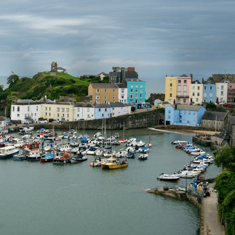 Discover the popular harbour town of Tenby – a twenty-five-minute drive away