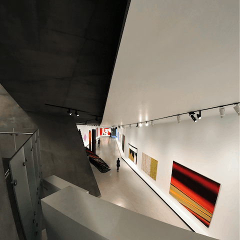 Hop on the bus to see the modern artwork at Gagosian Gallery