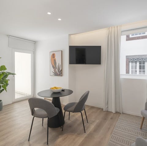 Enjoy a morning cup of coffee or an evening meal in your bright living cum dining room