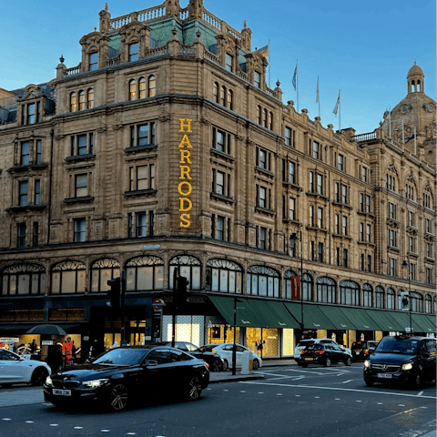 Wind your way through Knightsbridge to Harrods