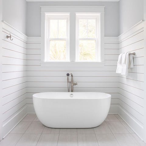 Luxuriate in the oval bathtub