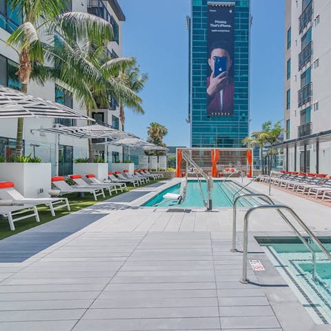 Catch the LA rays from the shared swimming pool