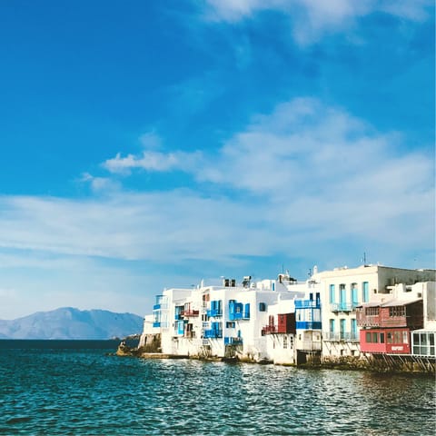 Explore the wonderful island of Mykonos, right on your doorstep