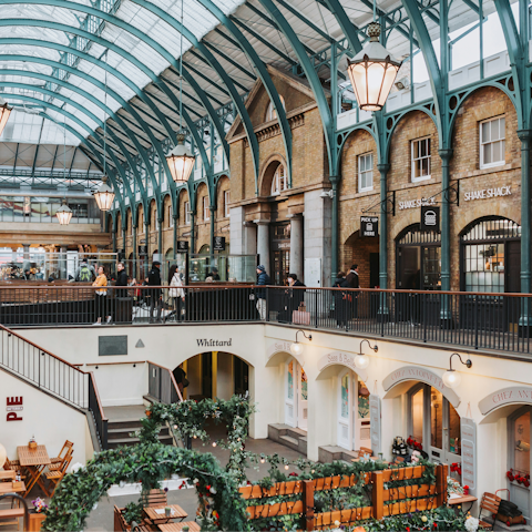 Explore the eateries and shops of Covent Garden, right on your doorstep