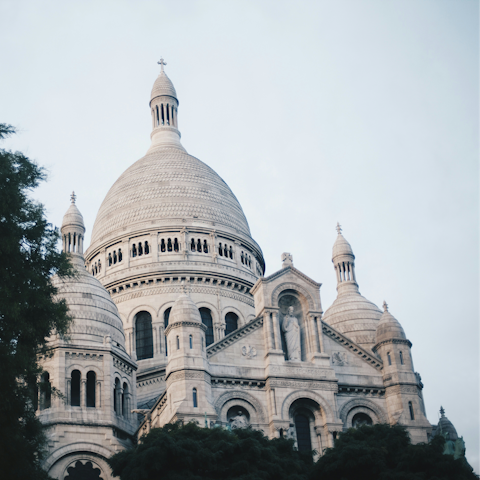 Stroll twenty minutes to Sacré-Cœur for scenic city views
