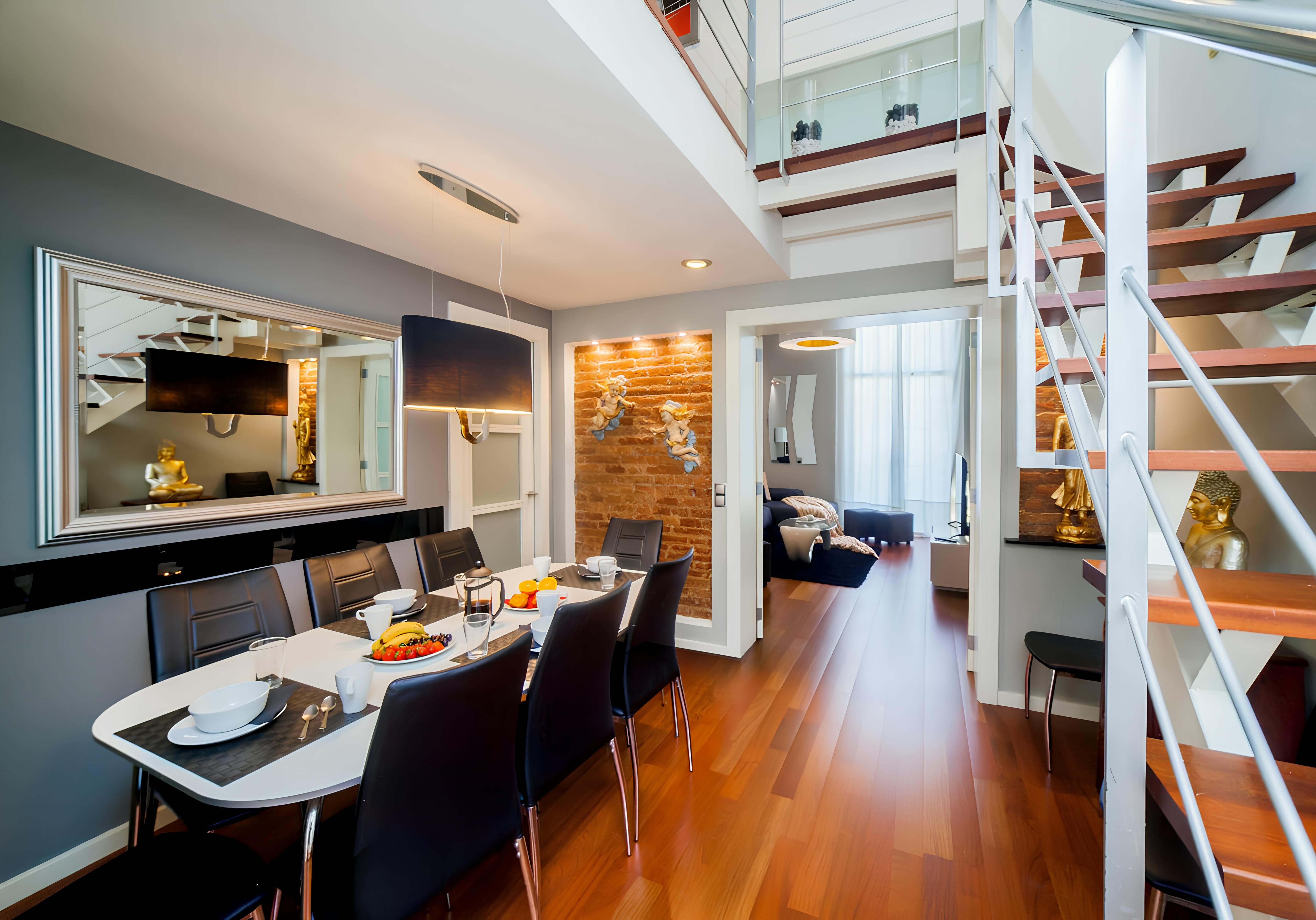 Barcelona City Strolls