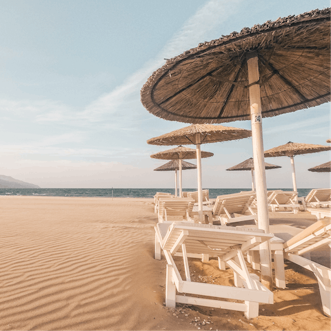 Discover Crete from the picturesque seaside village of Koutsouras